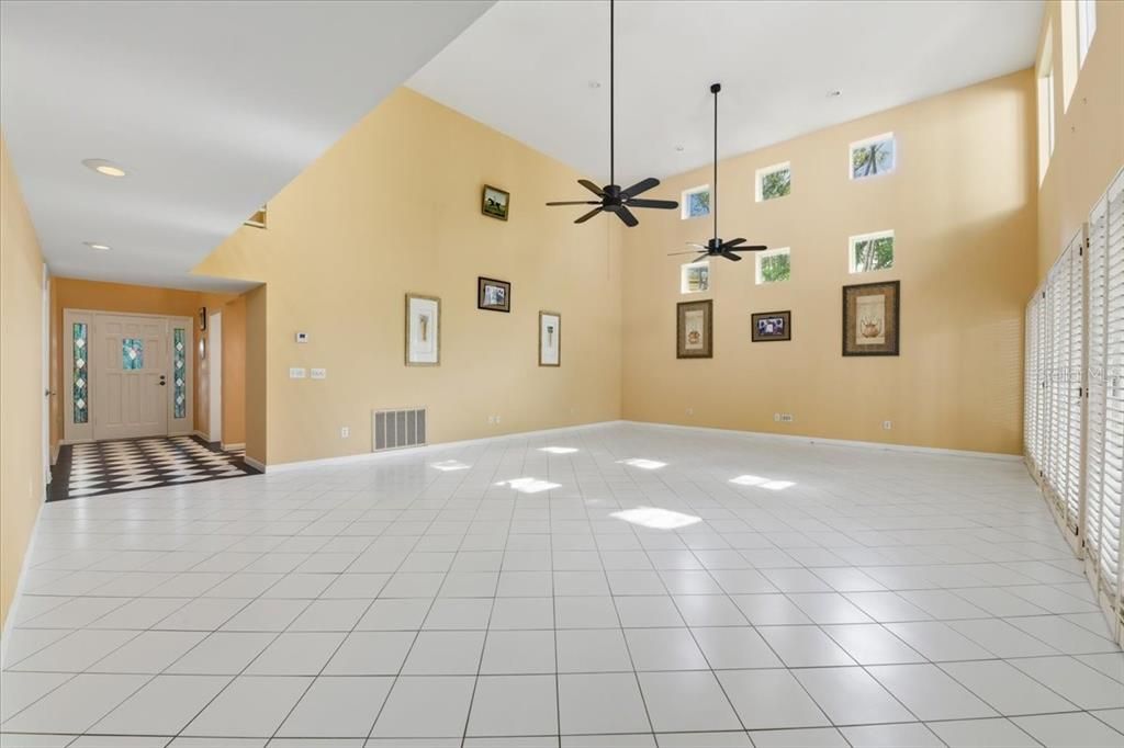 For Sale: $1,459,000 (4 beds, 3 baths, 4643 Square Feet)