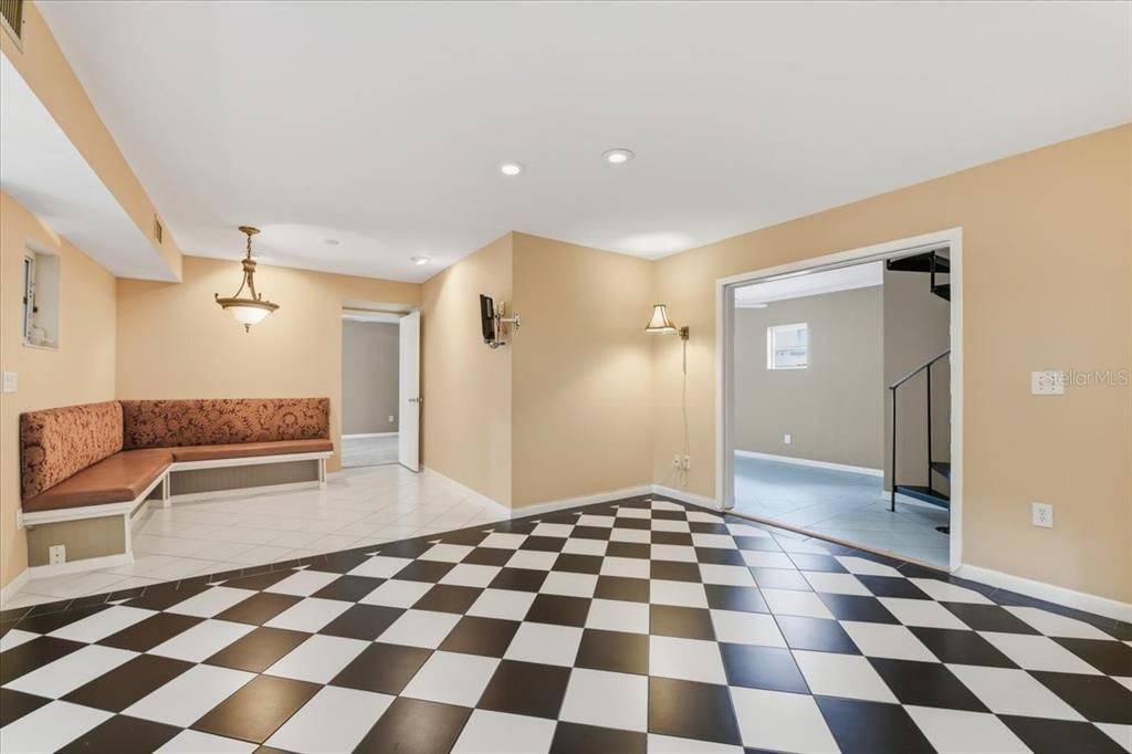 For Sale: $1,459,000 (4 beds, 3 baths, 4643 Square Feet)