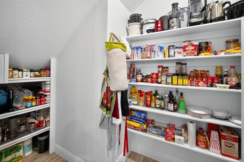 待售: $1,099,000 (4 贝兹, 4 浴室, 3147 平方英尺)