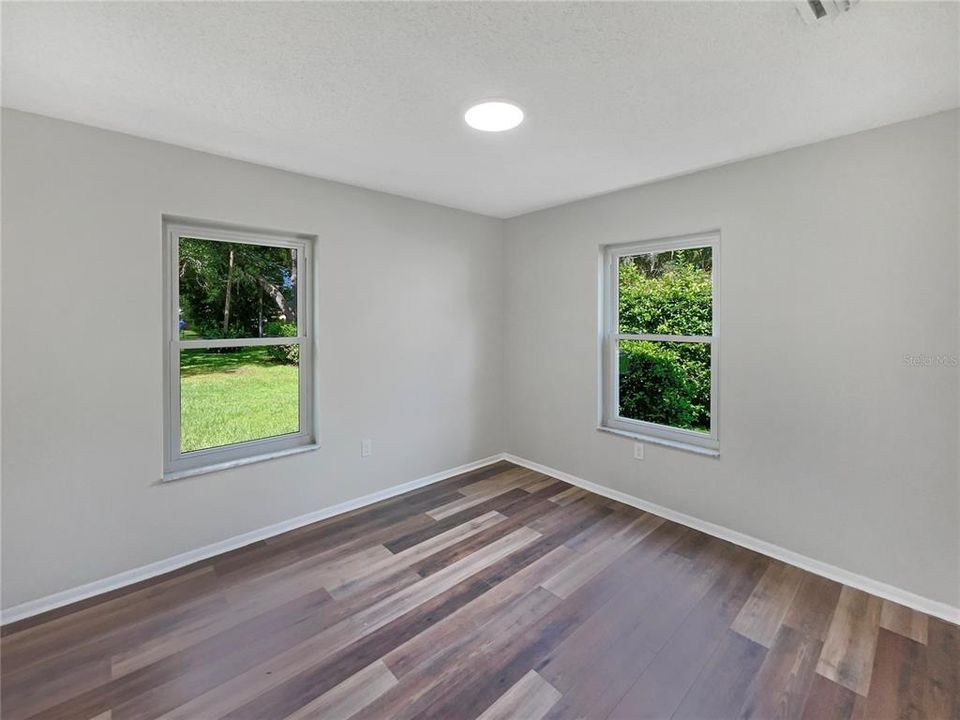 Active With Contract: $360,000 (3 beds, 2 baths, 1160 Square Feet)