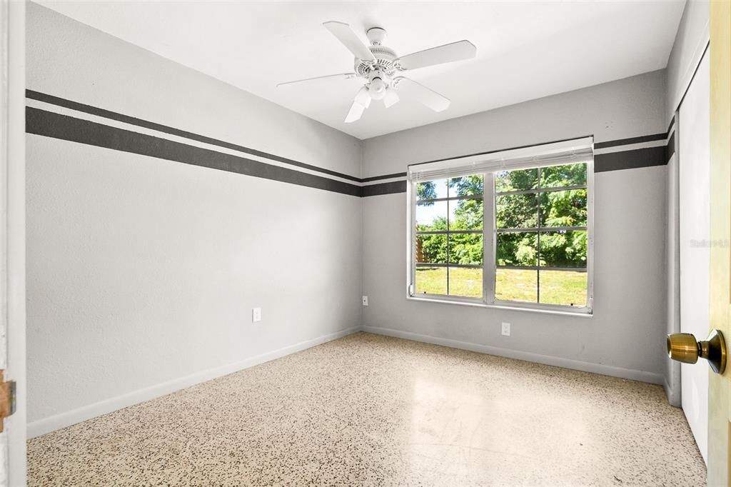 Activo con contrato: $375,000 (3 camas, 2 baños, 1149 Pies cuadrados)