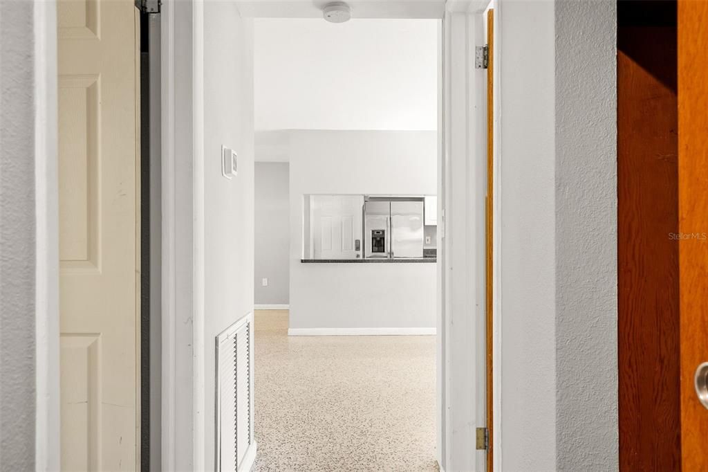 Activo con contrato: $375,000 (3 camas, 2 baños, 1149 Pies cuadrados)