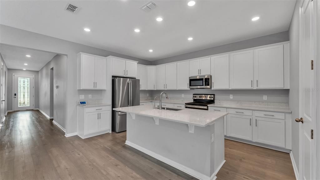 For Sale: $349,900 (4 beds, 3 baths, 2132 Square Feet)