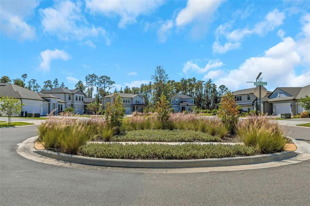 Active With Contract: $499,990 (6 beds, 3 baths, 3326 Square Feet)