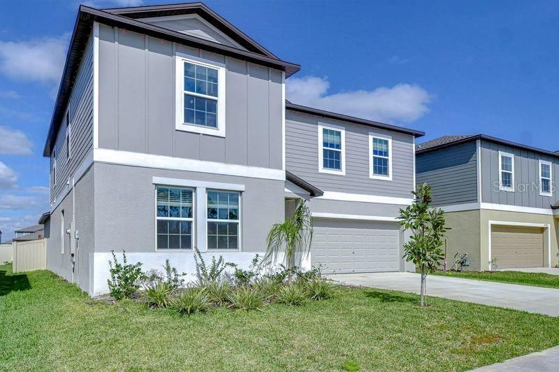 Active With Contract: $499,990 (6 beds, 3 baths, 3326 Square Feet)