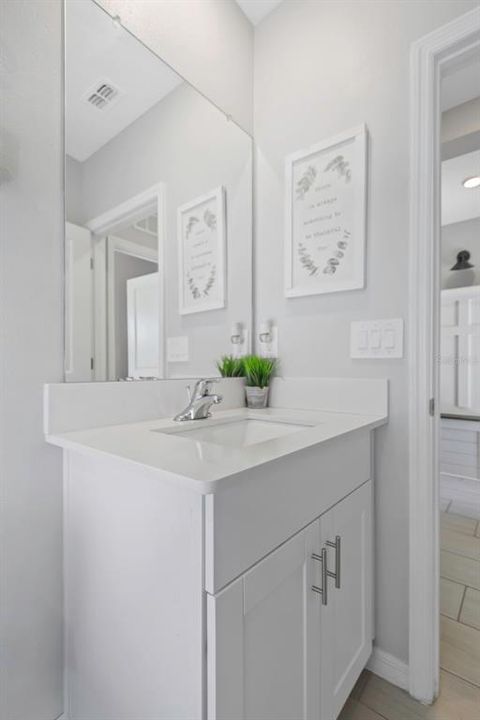 Active With Contract: $499,990 (6 beds, 3 baths, 3326 Square Feet)