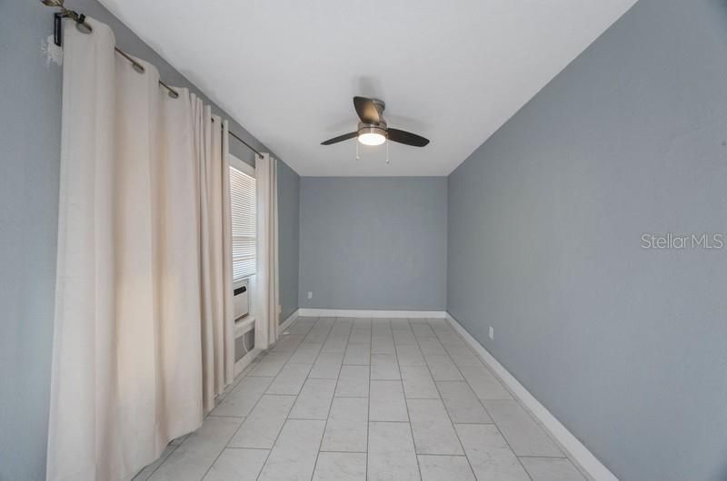 出租: $1,395 (1 贝兹, 1 浴室, 1902 平方英尺)