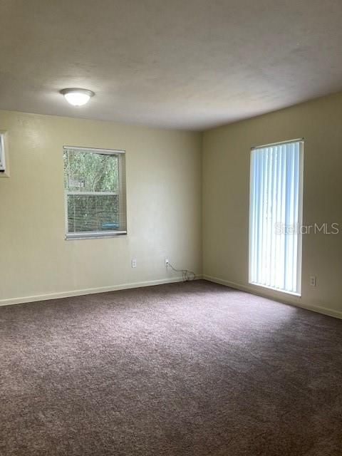 В аренду: $1,300 (2 спален, 1 ванн, 682 Квадратных фут)