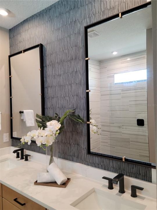 На продажу: $583,000 (2 спален, 2 ванн, 1916 Квадратных фут)