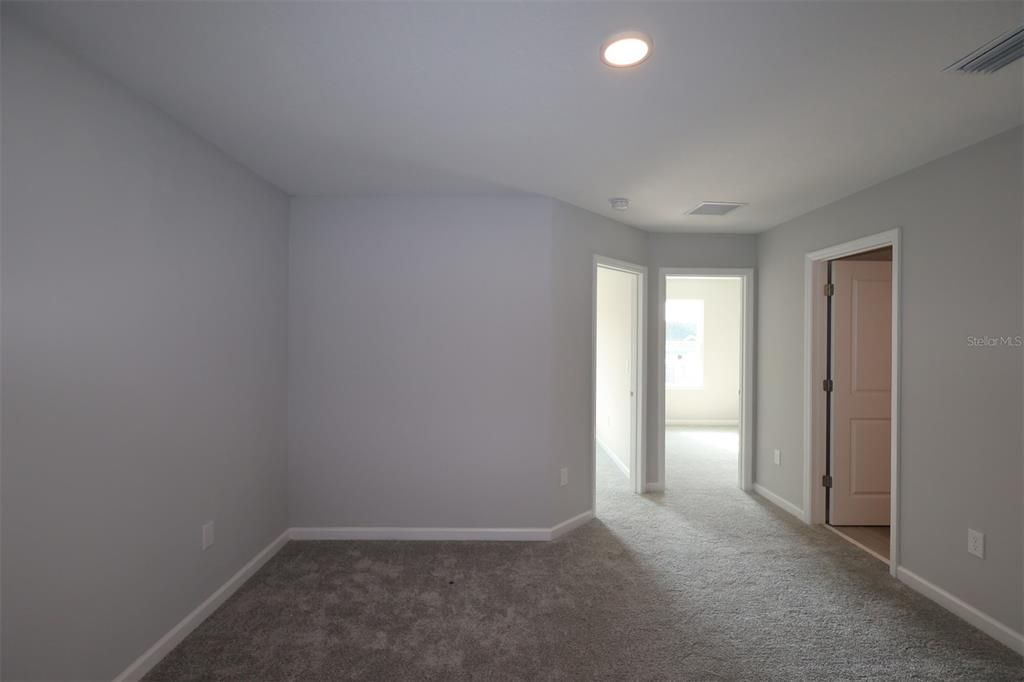 En Venta: $431,990 (3 camas, 2 baños, 1569 Pies cuadrados)