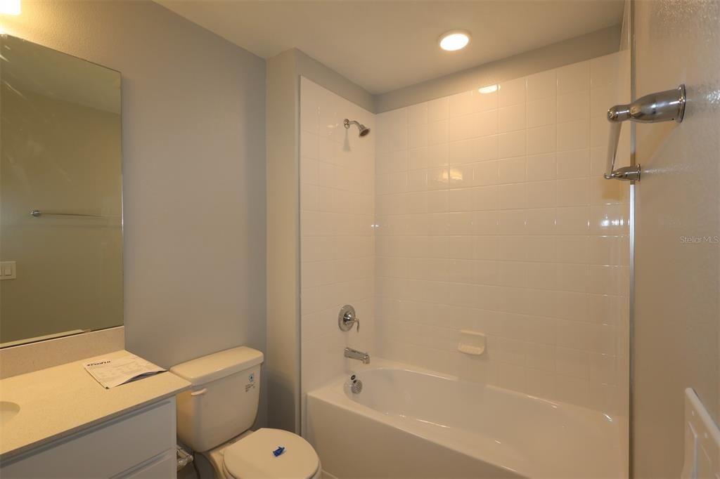 En Venta: $431,990 (3 camas, 2 baños, 1569 Pies cuadrados)