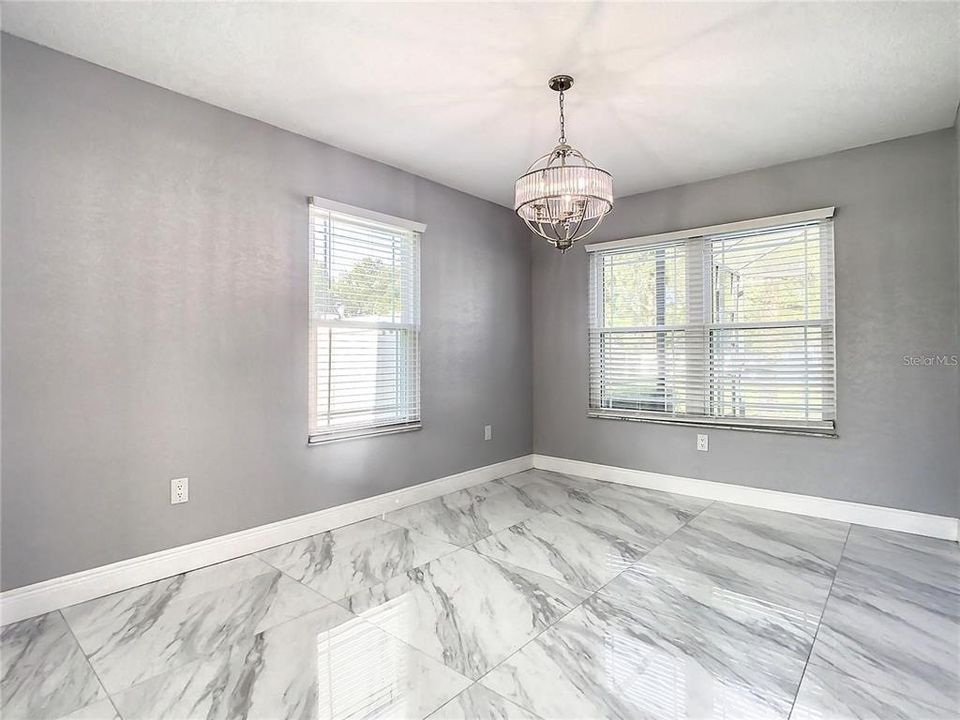 待售: $830,000 (5 贝兹, 4 浴室, 3149 平方英尺)