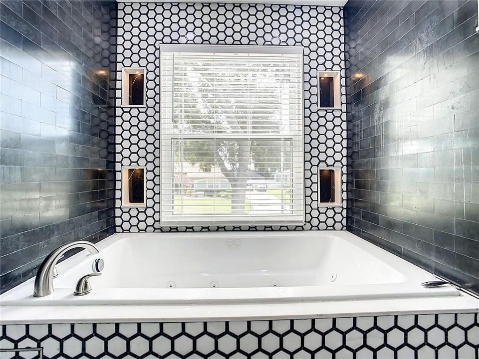 待售: $830,000 (5 贝兹, 4 浴室, 3149 平方英尺)