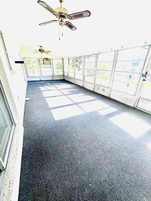 В аренду: $1,950 (2 спален, 2 ванн, 896 Квадратных фут)