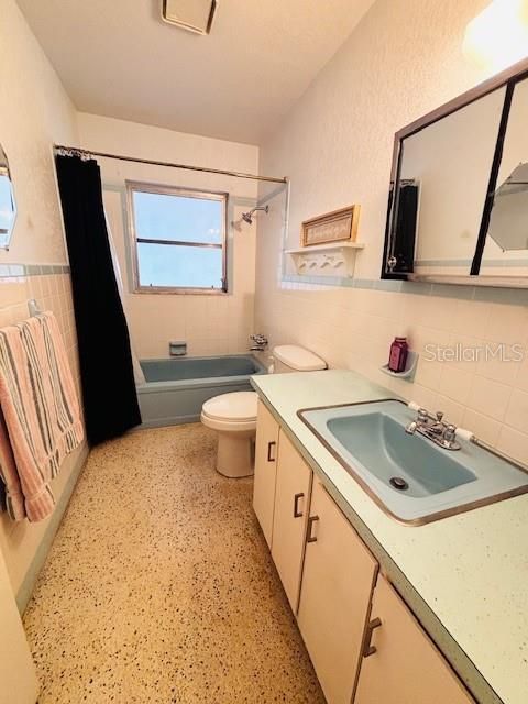 В аренду: $1,950 (2 спален, 2 ванн, 896 Квадратных фут)