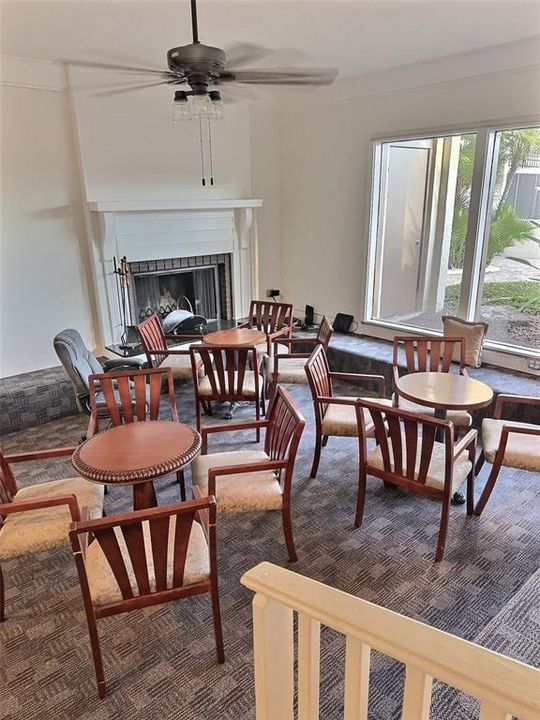 For Sale: $136,000 (1 beds, 1 baths, 607 Square Feet)