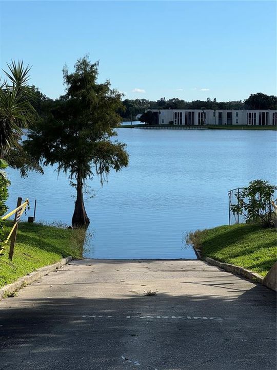 For Sale: $136,000 (1 beds, 1 baths, 607 Square Feet)