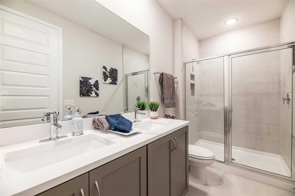 En Venta: $350,000 (3 camas, 2 baños, 1680 Pies cuadrados)