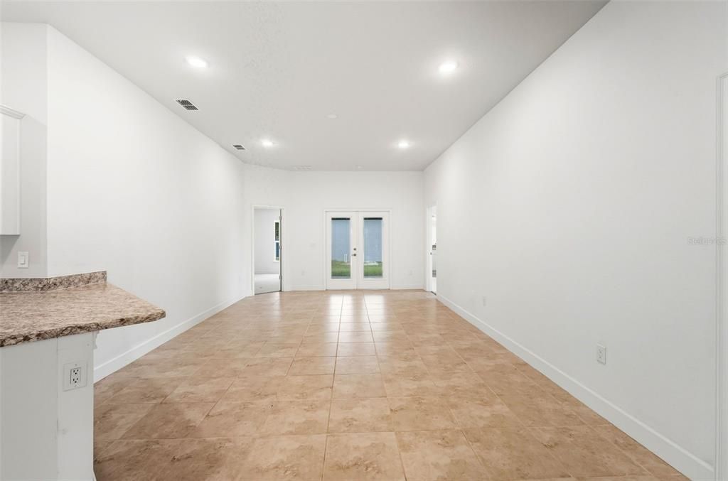 For Rent: $2,350 (4 beds, 3 baths, 2237 Square Feet)