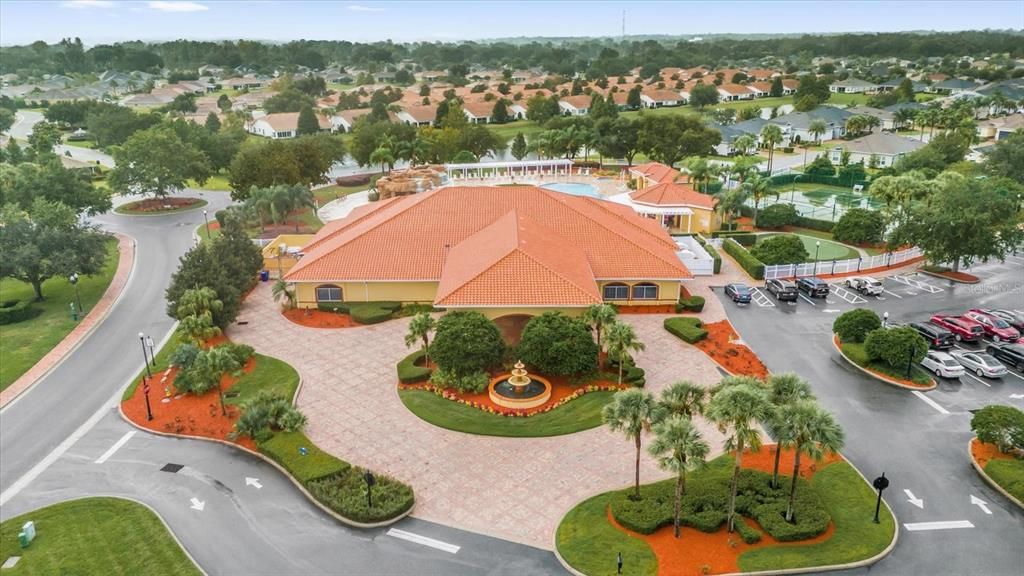 Под контрактом: $335,000 (3 спален, 2 ванн, 1916 Квадратных фут)