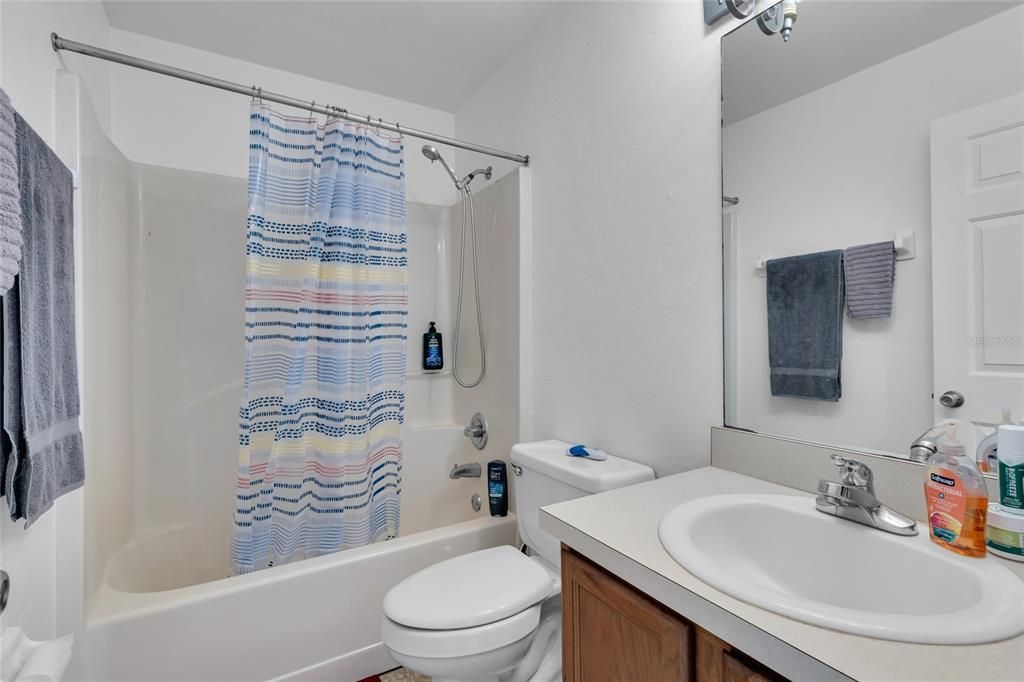 For Sale: $255,000 (3 beds, 2 baths, 1362 Square Feet)