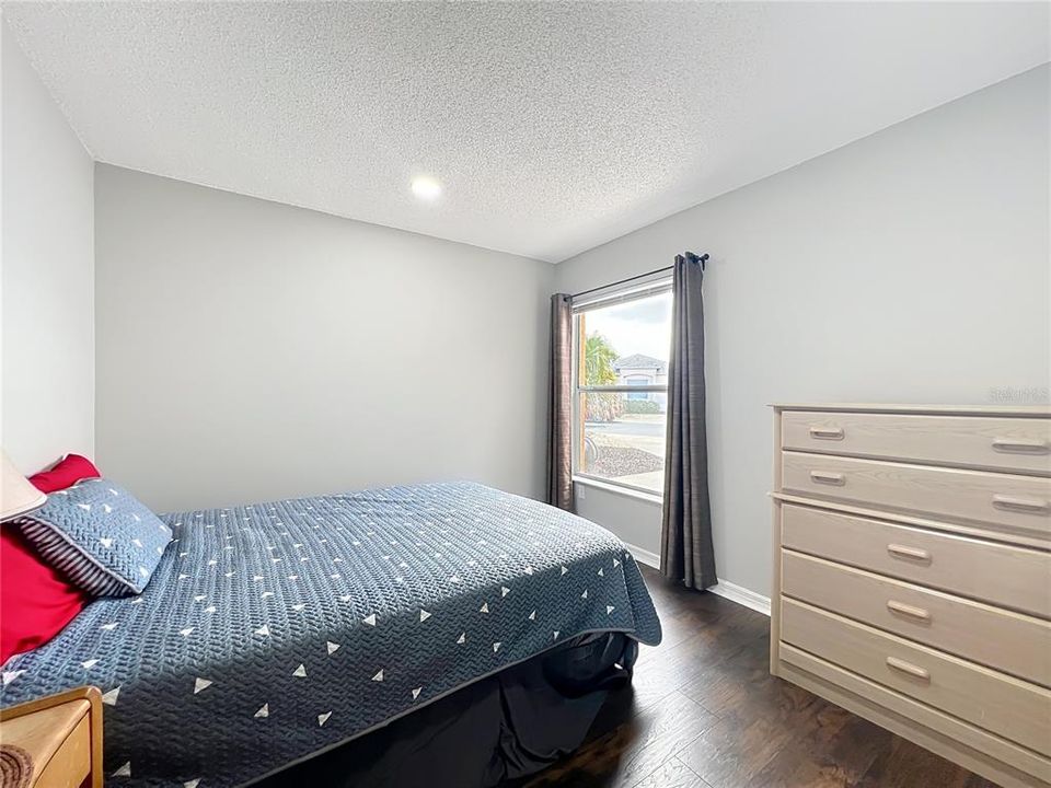 Activo con contrato: $249,000 (2 camas, 2 baños, 970 Pies cuadrados)