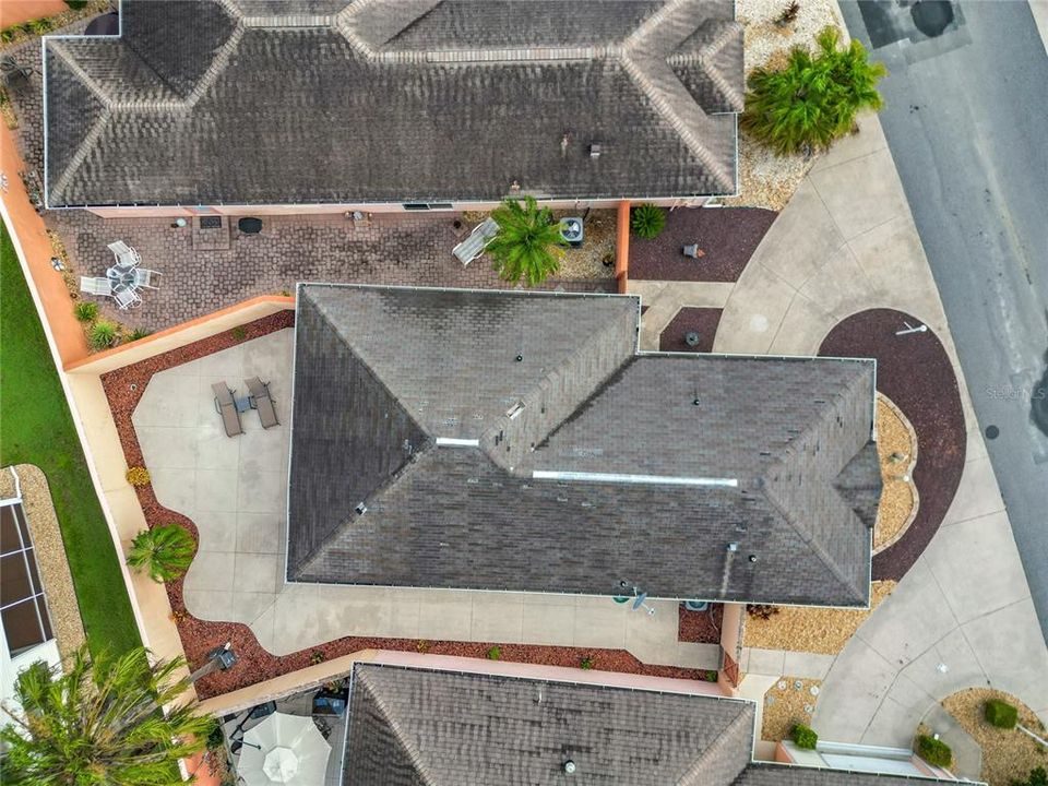 Activo con contrato: $249,000 (2 camas, 2 baños, 970 Pies cuadrados)