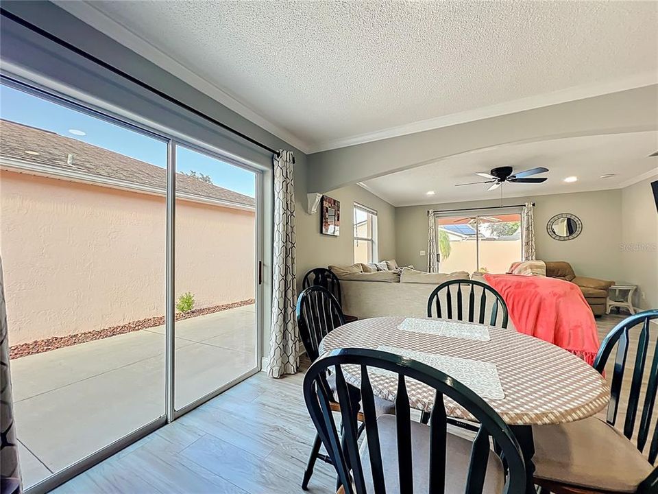 Activo con contrato: $249,000 (2 camas, 2 baños, 970 Pies cuadrados)