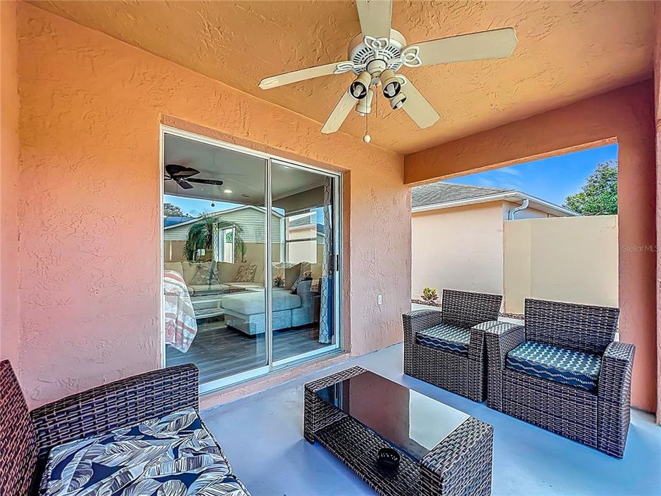 Activo con contrato: $249,000 (2 camas, 2 baños, 970 Pies cuadrados)