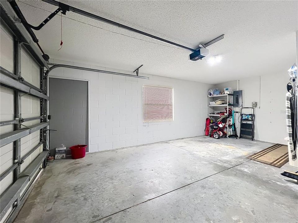 Activo con contrato: $249,000 (2 camas, 2 baños, 970 Pies cuadrados)