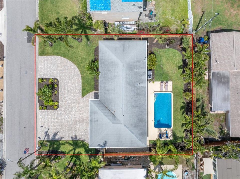 Active With Contract: $525,000 (3 beds, 2 baths, 1324 Square Feet)