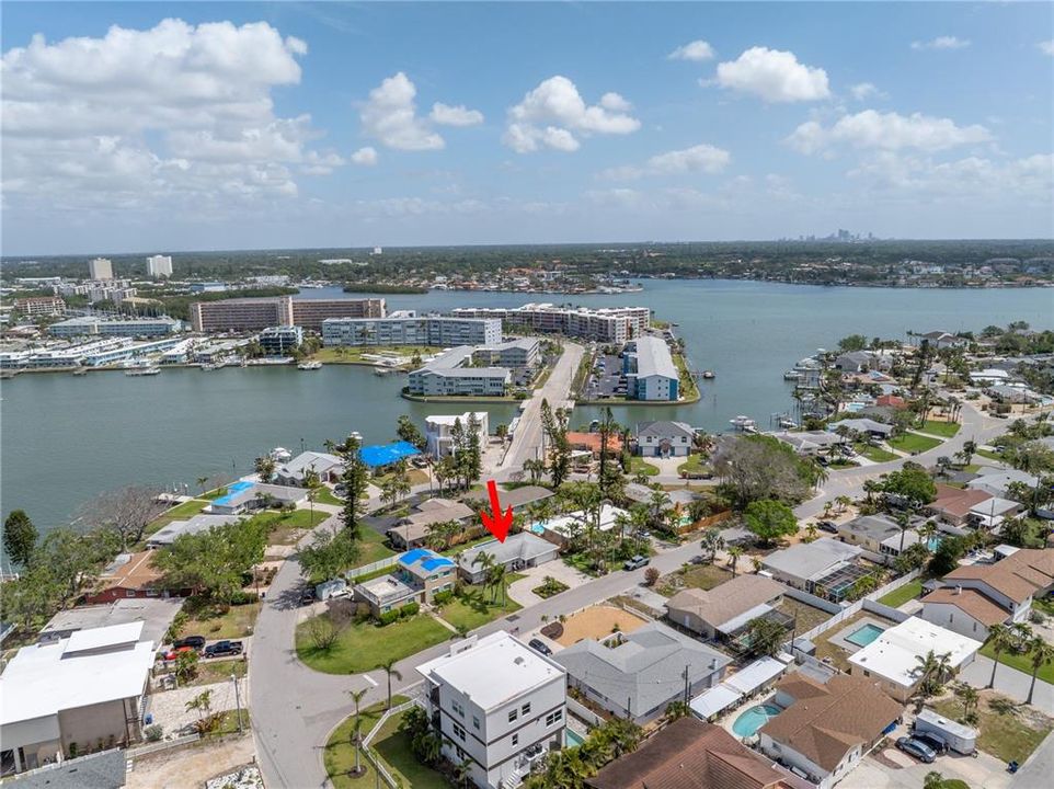 Active With Contract: $525,000 (3 beds, 2 baths, 1324 Square Feet)