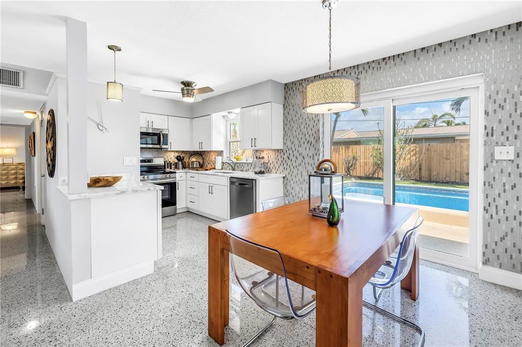 Active With Contract: $525,000 (3 beds, 2 baths, 1324 Square Feet)