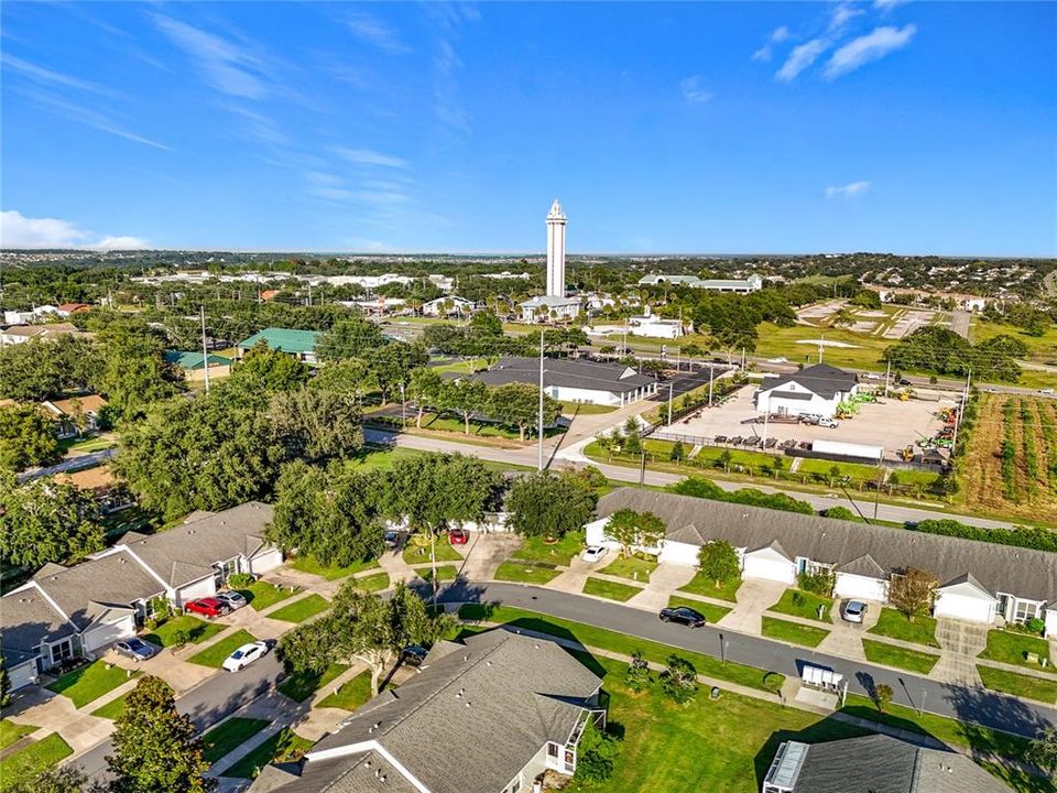 For Sale: $279,000 (2 beds, 2 baths, 1124 Square Feet)