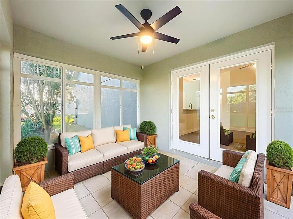 For Sale: $279,000 (2 beds, 2 baths, 1124 Square Feet)