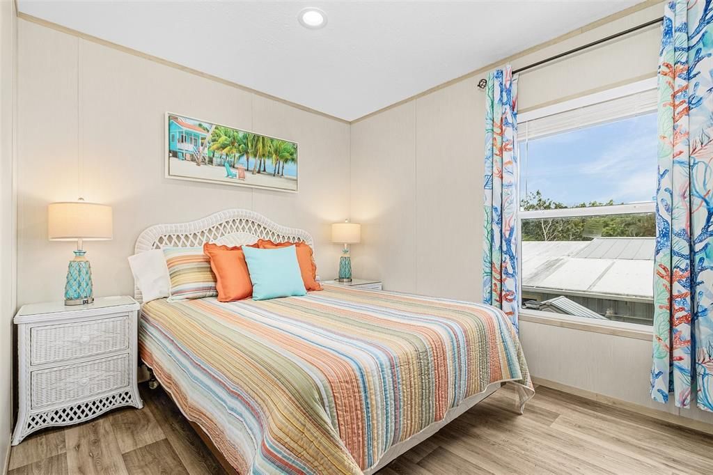 На продажу: $399,000 (3 спален, 2 ванн, 1412 Квадратных фут)