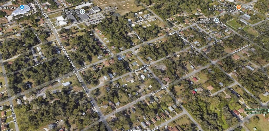 На продажу: $27,000 (0.16 acres)