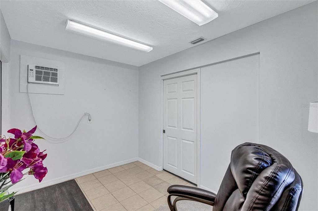 For Sale: $650,000 (4 beds, 2 baths, 2016 Square Feet)