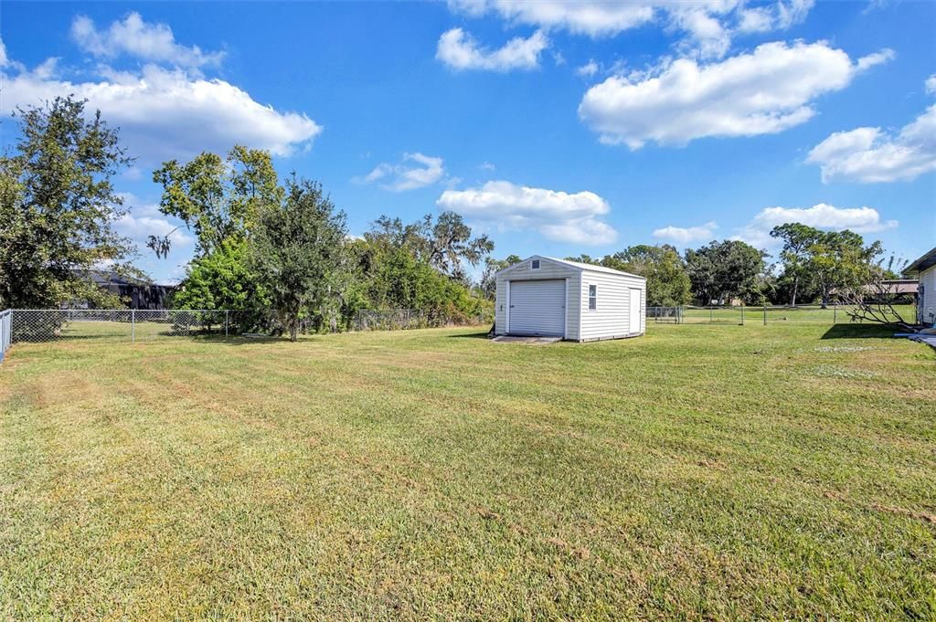 For Sale: $650,000 (4 beds, 2 baths, 2016 Square Feet)