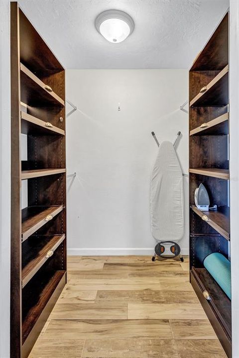 For Sale: $650,000 (4 beds, 2 baths, 2016 Square Feet)