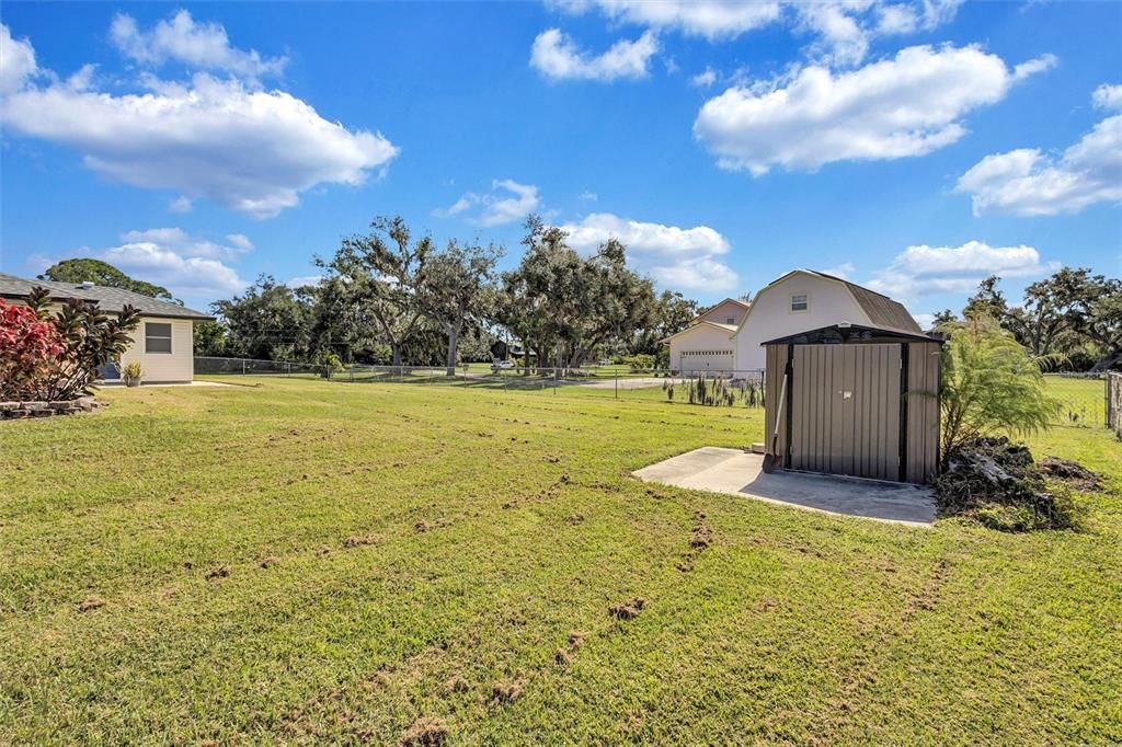 For Sale: $650,000 (4 beds, 2 baths, 2016 Square Feet)