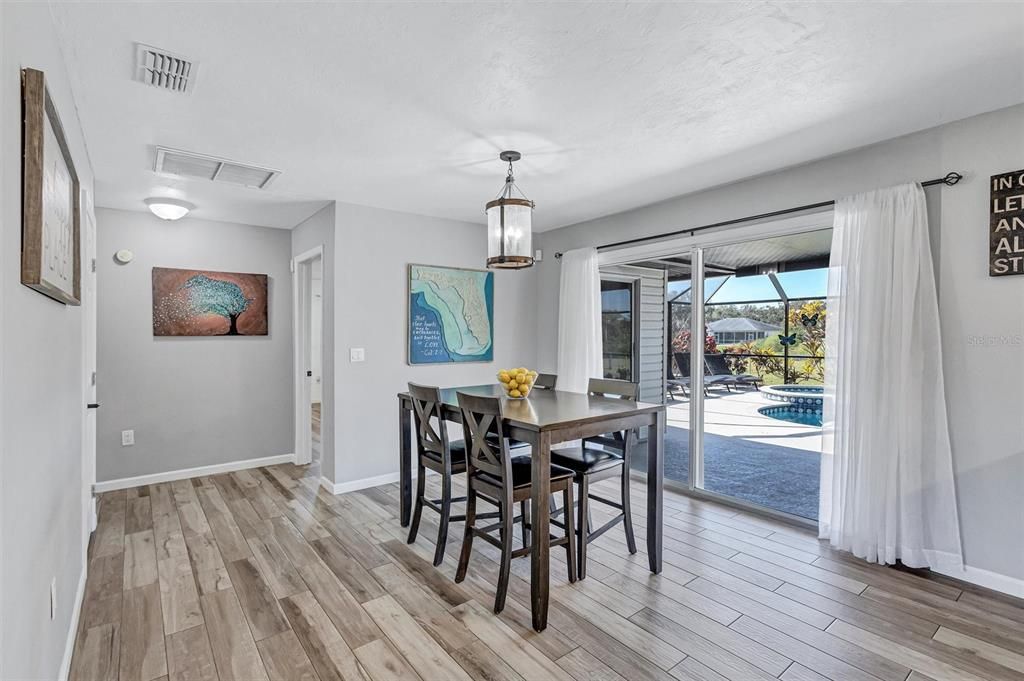 For Sale: $650,000 (4 beds, 2 baths, 2016 Square Feet)