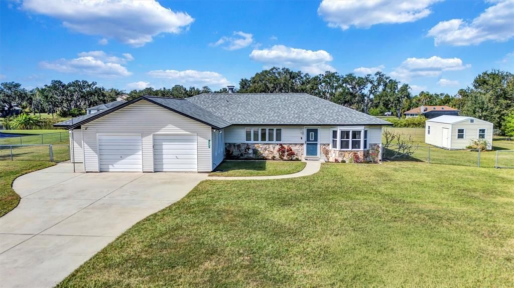 For Sale: $650,000 (4 beds, 2 baths, 2016 Square Feet)