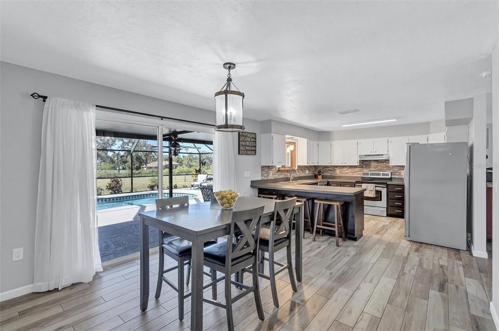 For Sale: $650,000 (4 beds, 2 baths, 2016 Square Feet)