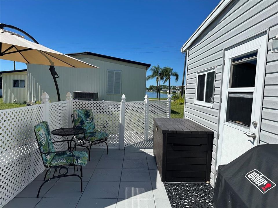 待售: $189,000 (2 贝兹, 2 浴室, 1056 平方英尺)