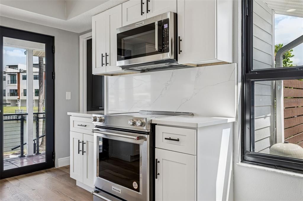 For Sale: $1,590,000 (4 beds, 4 baths, 2778 Square Feet)