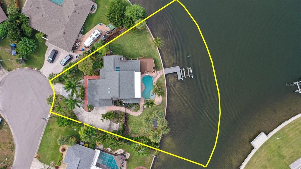 For Sale: $1,590,000 (4 beds, 4 baths, 2778 Square Feet)