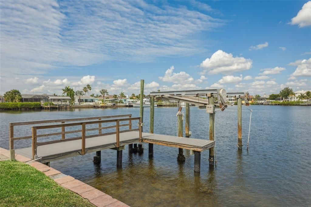 For Sale: $1,590,000 (4 beds, 4 baths, 2778 Square Feet)