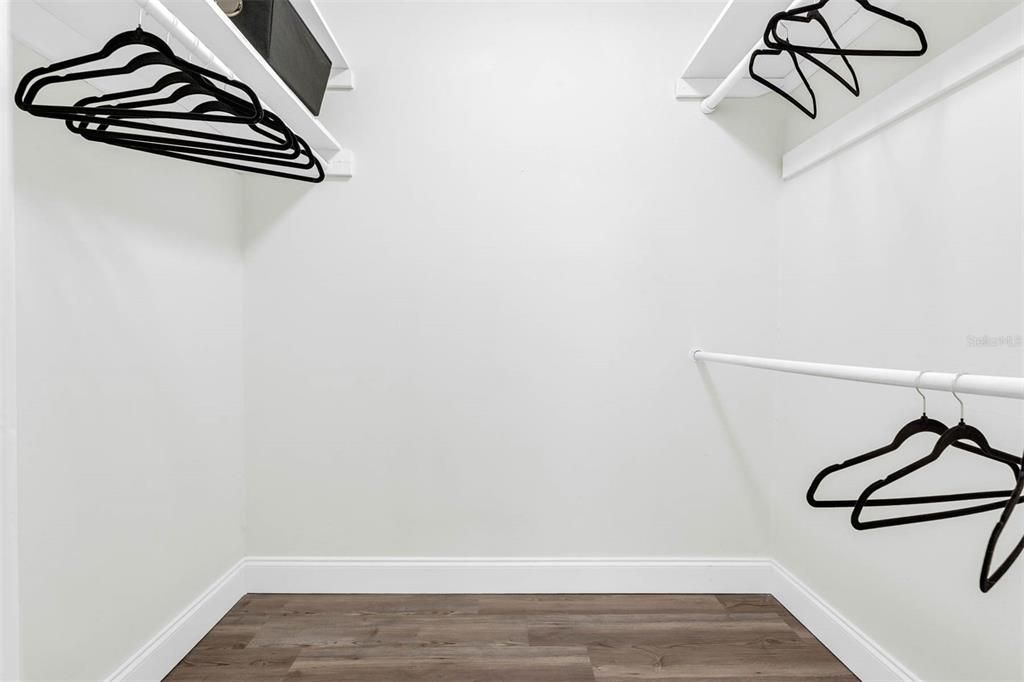 В аренду: $3,250 (4 спален, 2 ванн, 1604 Квадратных фут)