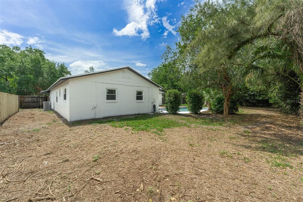 В аренду: $3,250 (4 спален, 2 ванн, 1604 Квадратных фут)